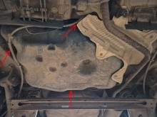 Stalowa płyta pod zbiornik paliwa Dacia Sandero (2007-2012)