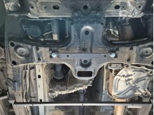 Stalowa płyta pod skrzynię biegów i reduktor Volkswagen Amarok - V6 automat (2016-2022)