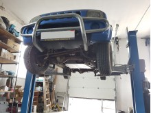 Stalowa płyta pod skrzynię biegów i reduktor Suzuki Jimny (1998-2018)
