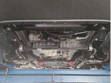 Stalowa płyta pod silnik VW Crafter (2017-2026)