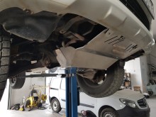 Aluminiowa płyta pod chłodnicę Toyota Hilux Invincible (2021-2026)